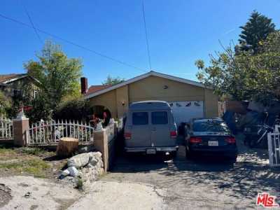 Home For Sale in Tujunga, California