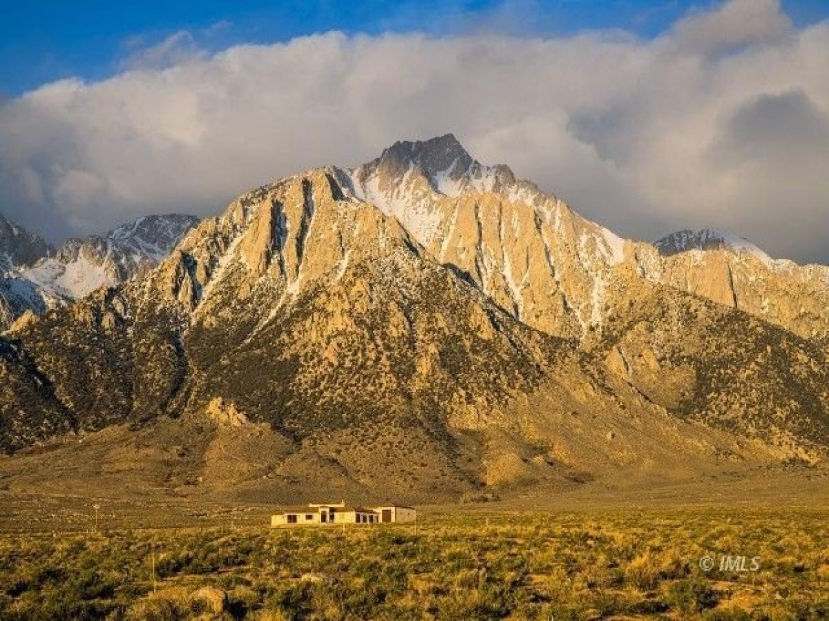 Picture of Residential Land For Sale in Lone Pine, California, United States