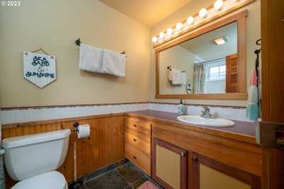 Home For Sale in Pacific City, Oregon