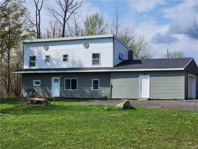 Home For Rent in Cicero, New York