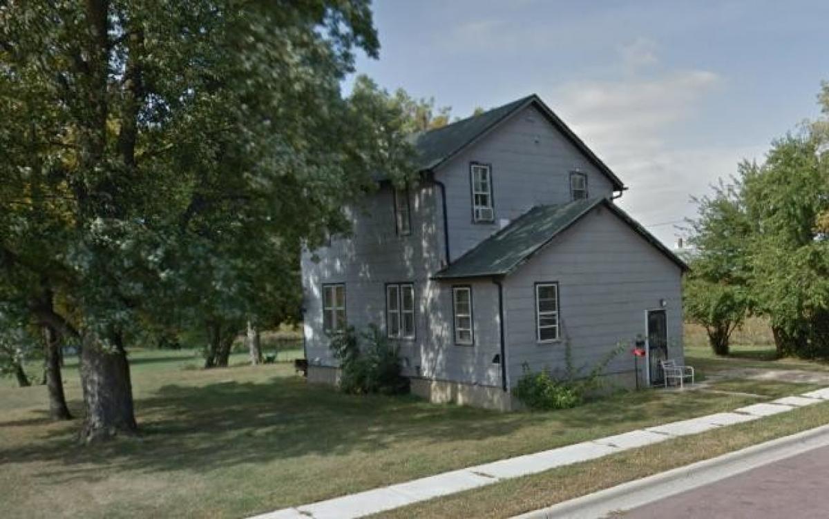 Picture of Apartment For Sale in Fairmont, Minnesota, United States