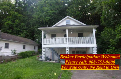 Apartment For Sale in Charleston, West Virginia