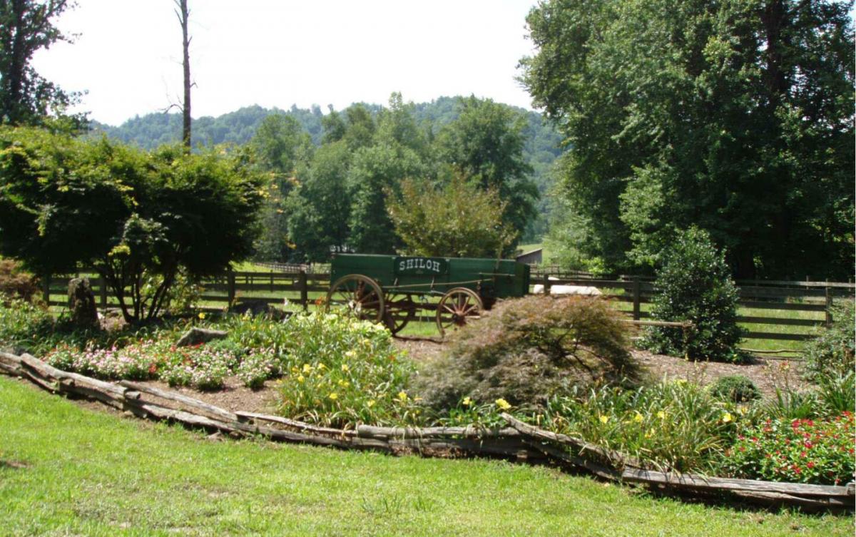 Picture of Residential Land For Sale in Hayesville, North Carolina, United States