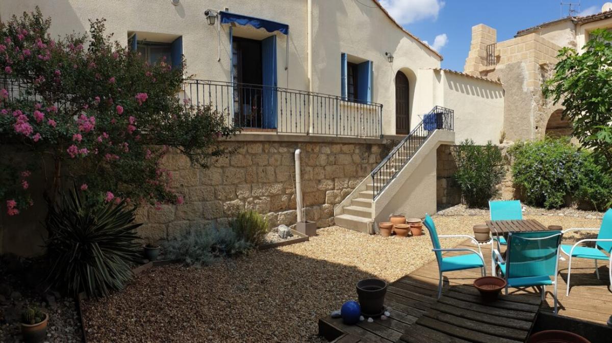 Picture of Home For Sale in Autignac, Languedoc Roussillon, France