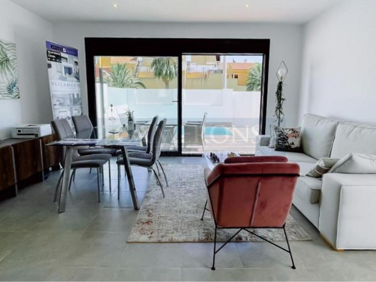 Picture of Villa For Sale in San Pedro Del Pinatar, Alicante, Spain