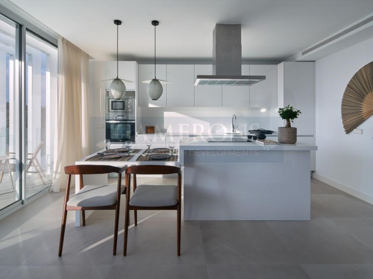 Picture of Villa For Sale in Sotogrande, Cadiz, Spain