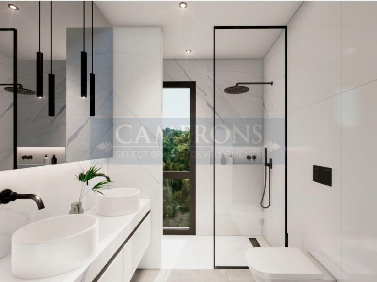 Picture of Villa For Sale in Alicante, Alicante, Spain