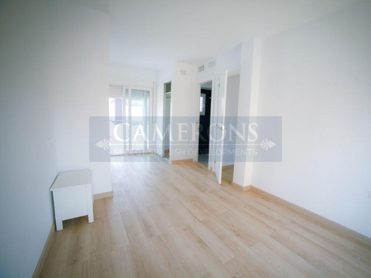 Picture of Villa For Sale in Gran Alacant, Alicante, Spain