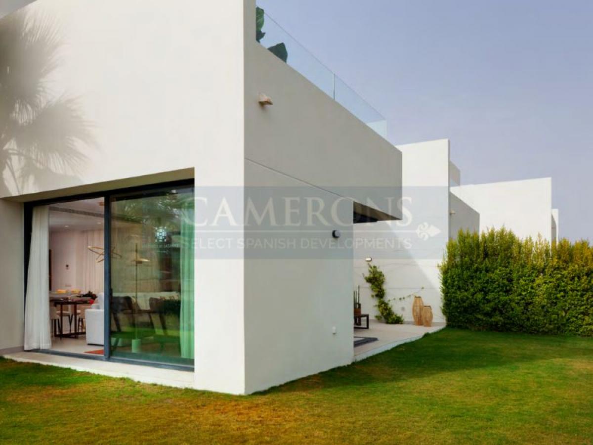 Picture of Villa For Sale in Estepona, Malaga, Spain