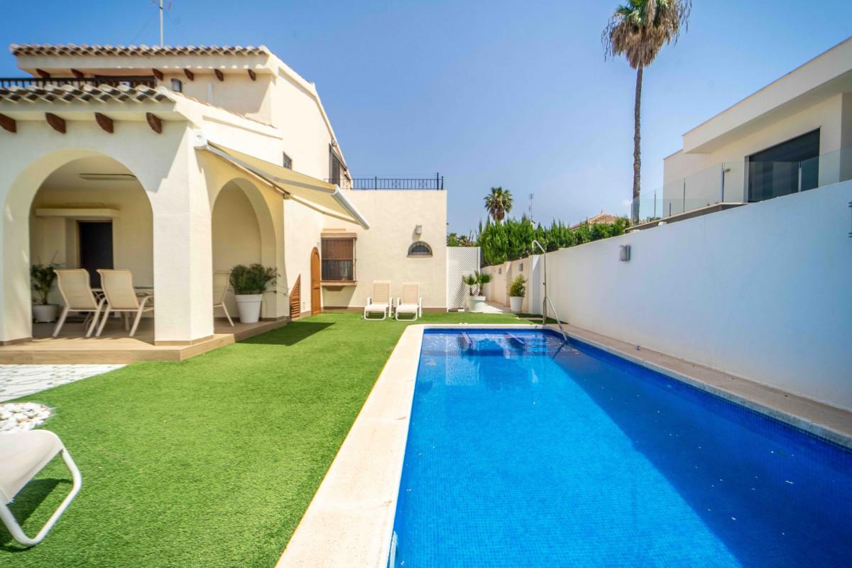Picture of Villa For Sale in Santiago De La Ribera, Murcia, Spain