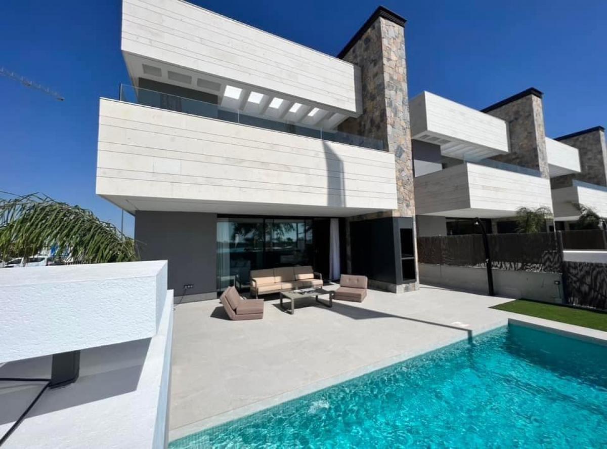 Picture of Villa For Sale in Santa Rosalia, Kyrenia, Spain