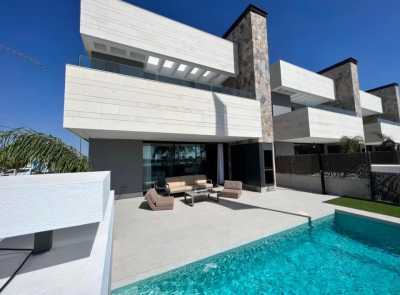 Villa For Sale in Santa Rosalia, Spain