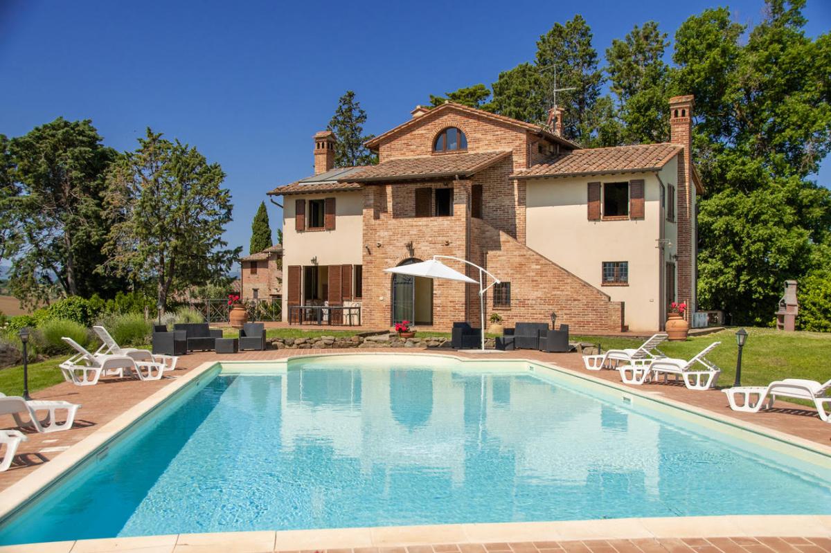 Picture of Home For Sale in Castiglione Del Lago, Umbria, Italy