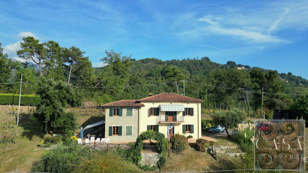 Picture of Home For Sale in Barga, Tuscany, Italy