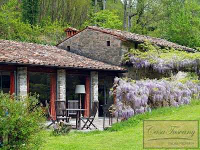 Home For Sale in Coreglia Antelminelli, Italy