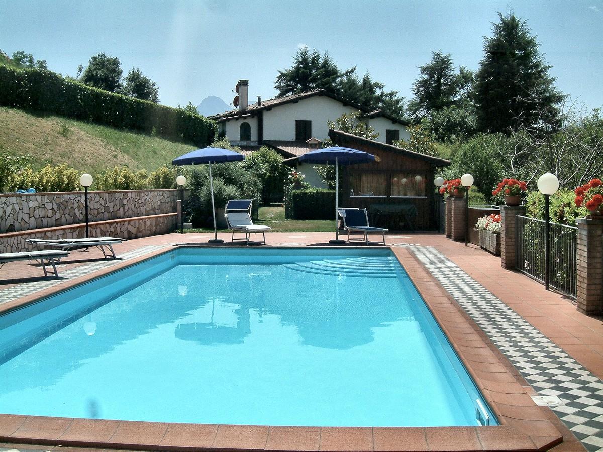 Picture of Villa For Sale in Castelnuovo Di Garfagnana, Other, Italy