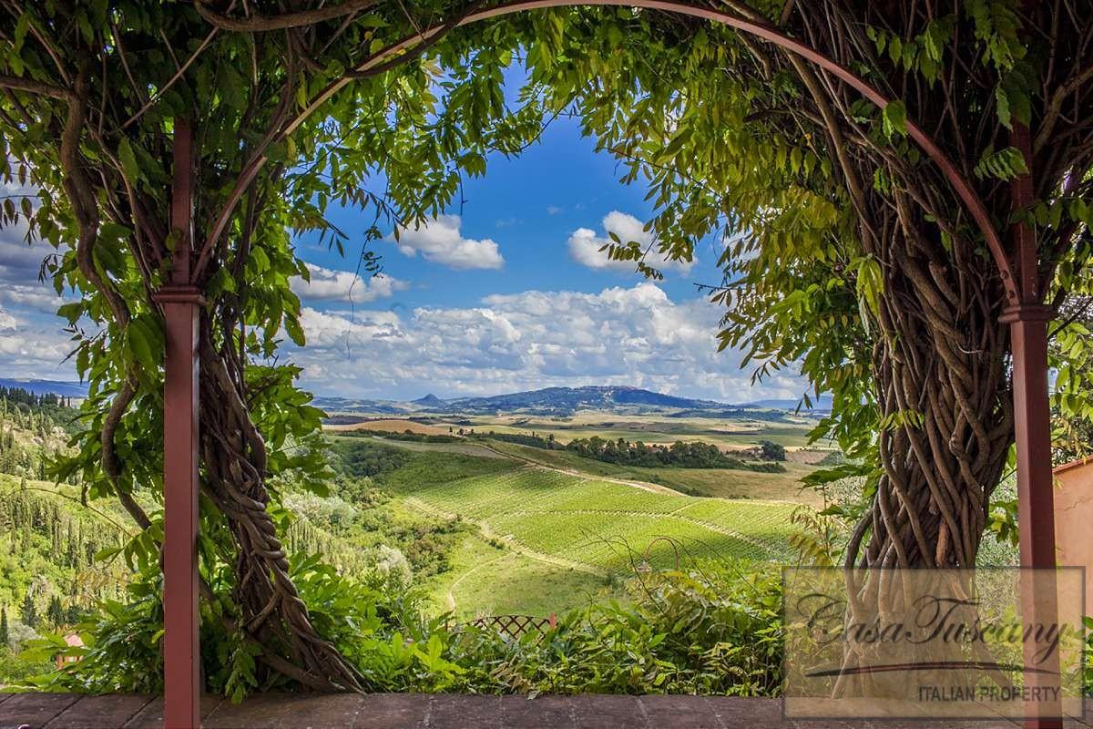 Picture of Villa For Sale in Peccioli, Tuscany, Italy