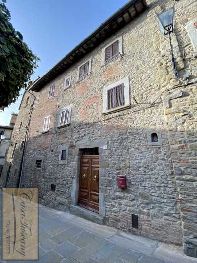 Home For Sale in Cortona, Italy
