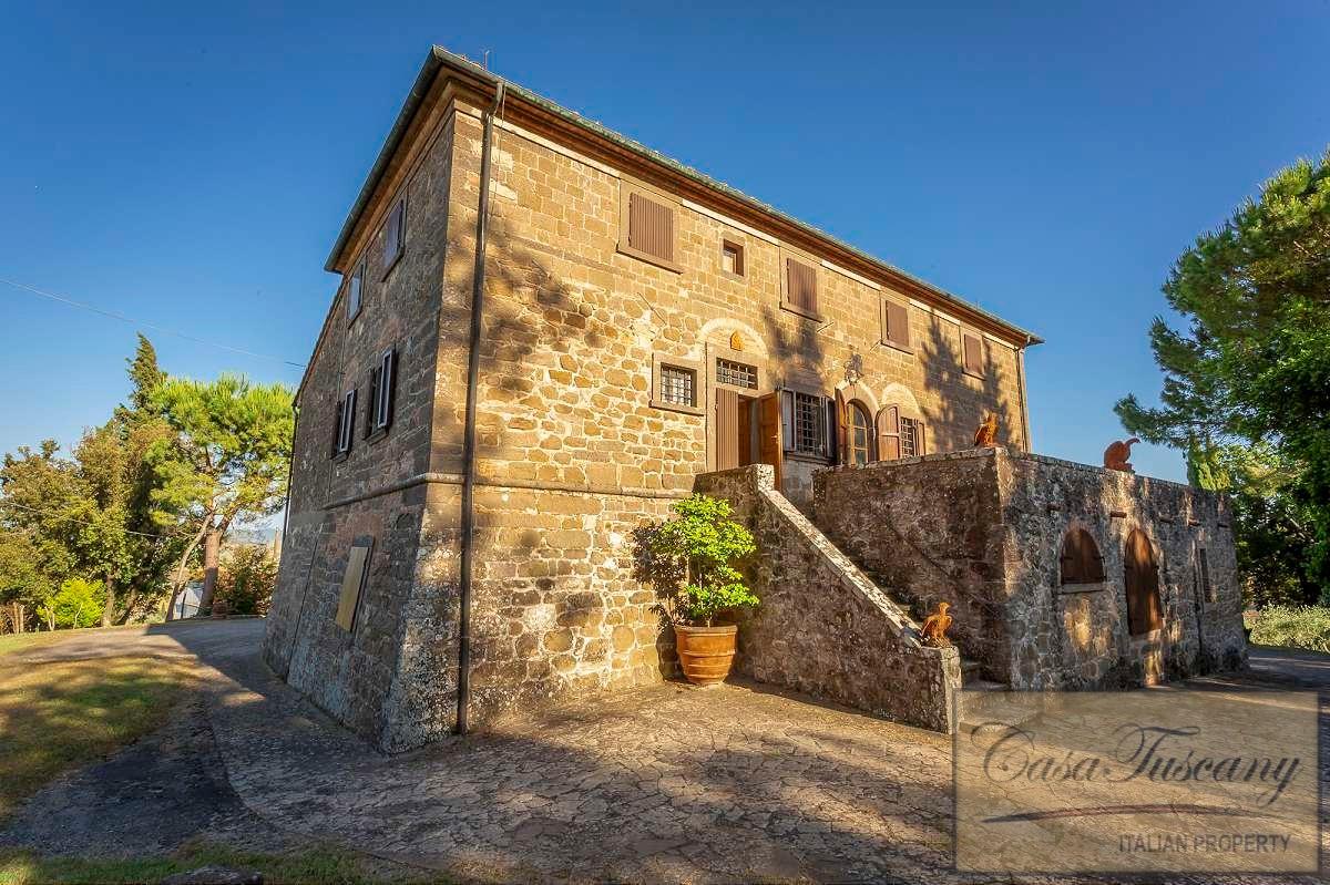 Picture of Villa For Sale in Volterra, Tuscany, Italy