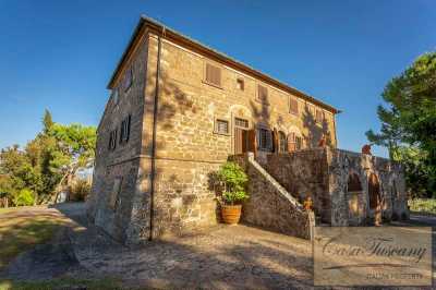 Villa For Sale in Volterra, Italy
