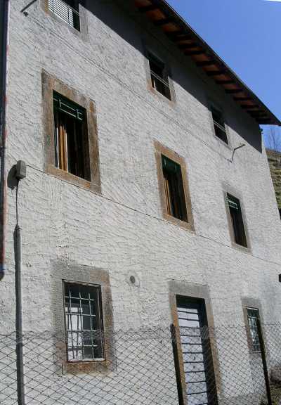 Home For Sale in Fabbriche Di Vallico, Italy