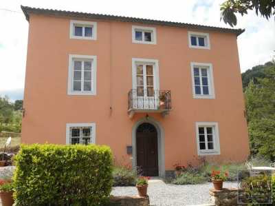 Villa For Sale in Borgo A Mozzano, Italy