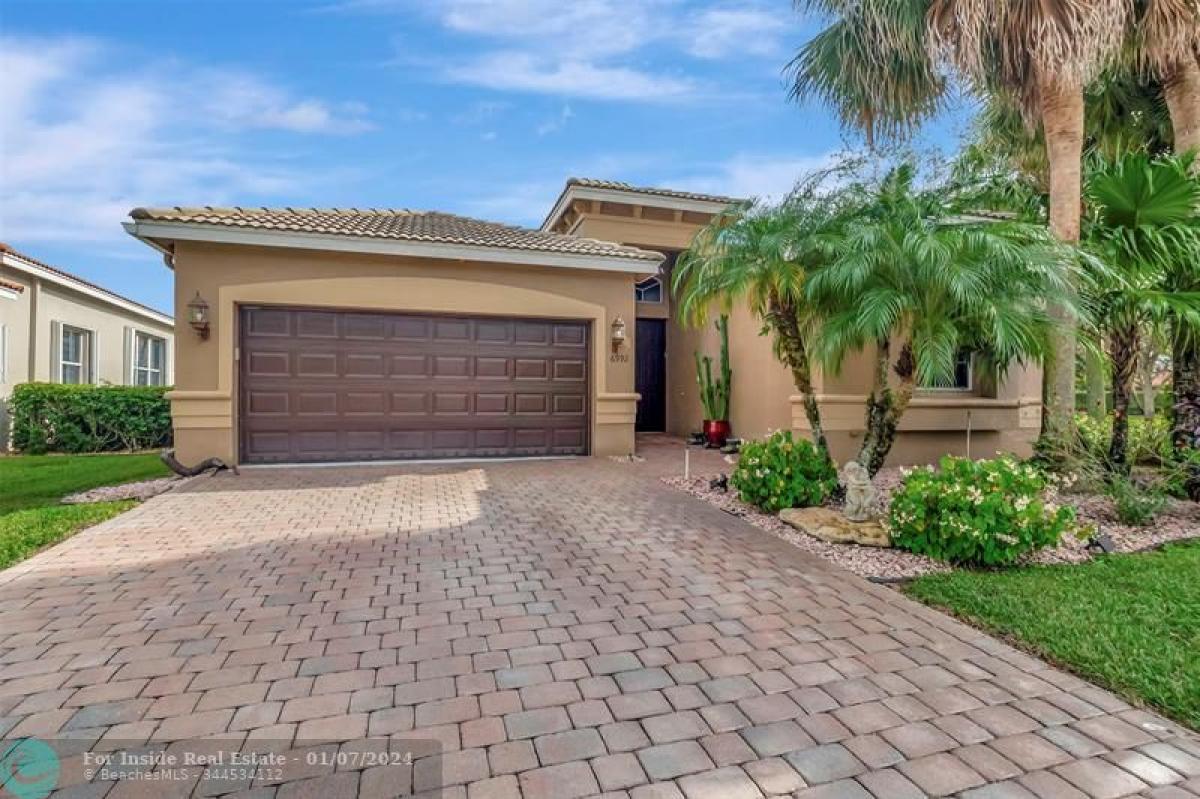 Picture of Home For Sale in Lake Worth, Florida, United States