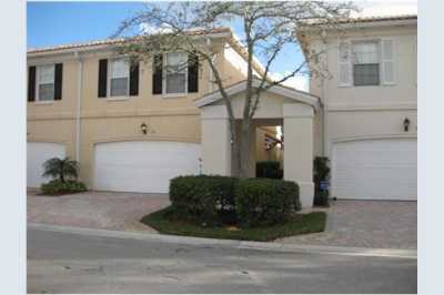 Home For Sale in Tequesta, Florida