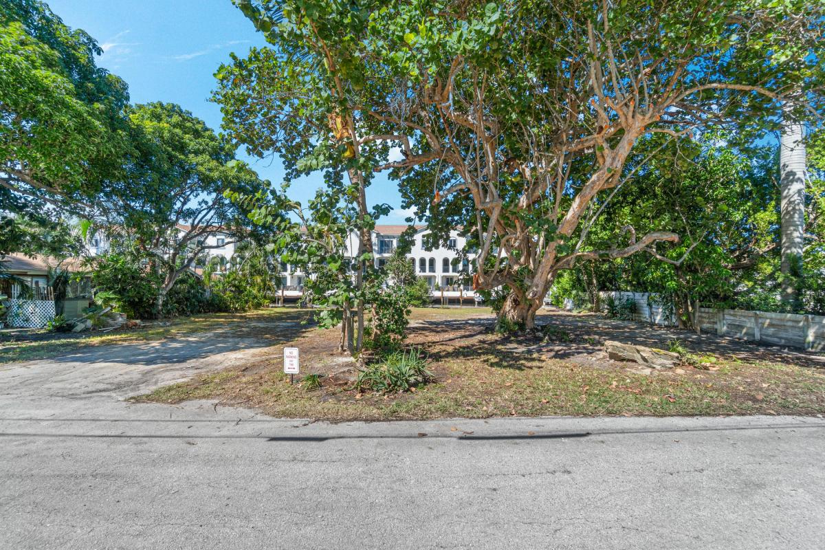 Picture of Raw Land For Sale in Delray Beach, Florida, United States