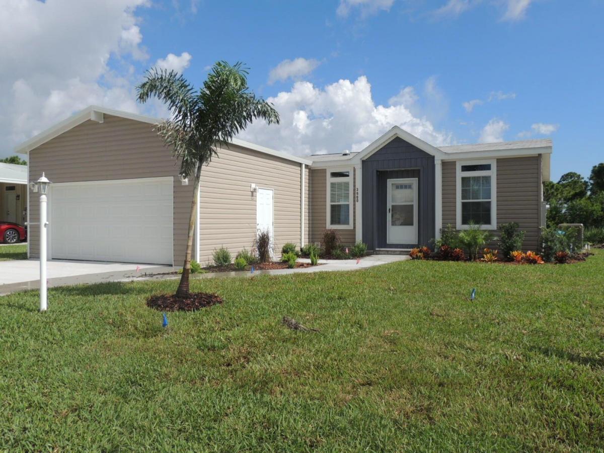 Picture of Mobile Home For Sale in Port Saint Lucie, Florida, United States