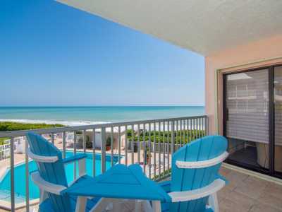 Home For Sale in Vero Beach, Florida