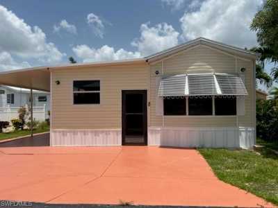 Mobile Home For Sale in Fort Myers, Florida