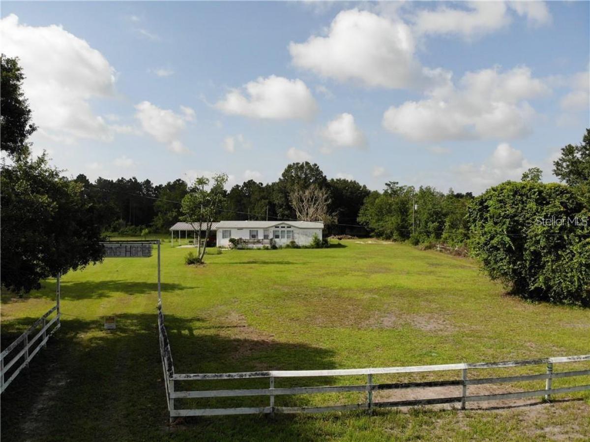 Picture of Mobile Home For Sale in Zolfo Springs, Florida, United States