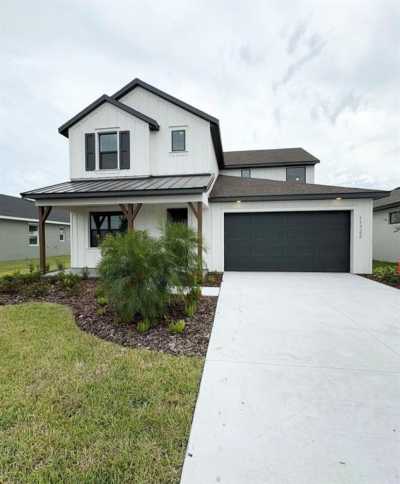 Home For Sale in Parrish, Florida