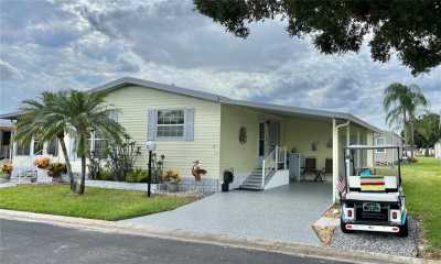 Mobile Home For Sale in Bradenton, Florida