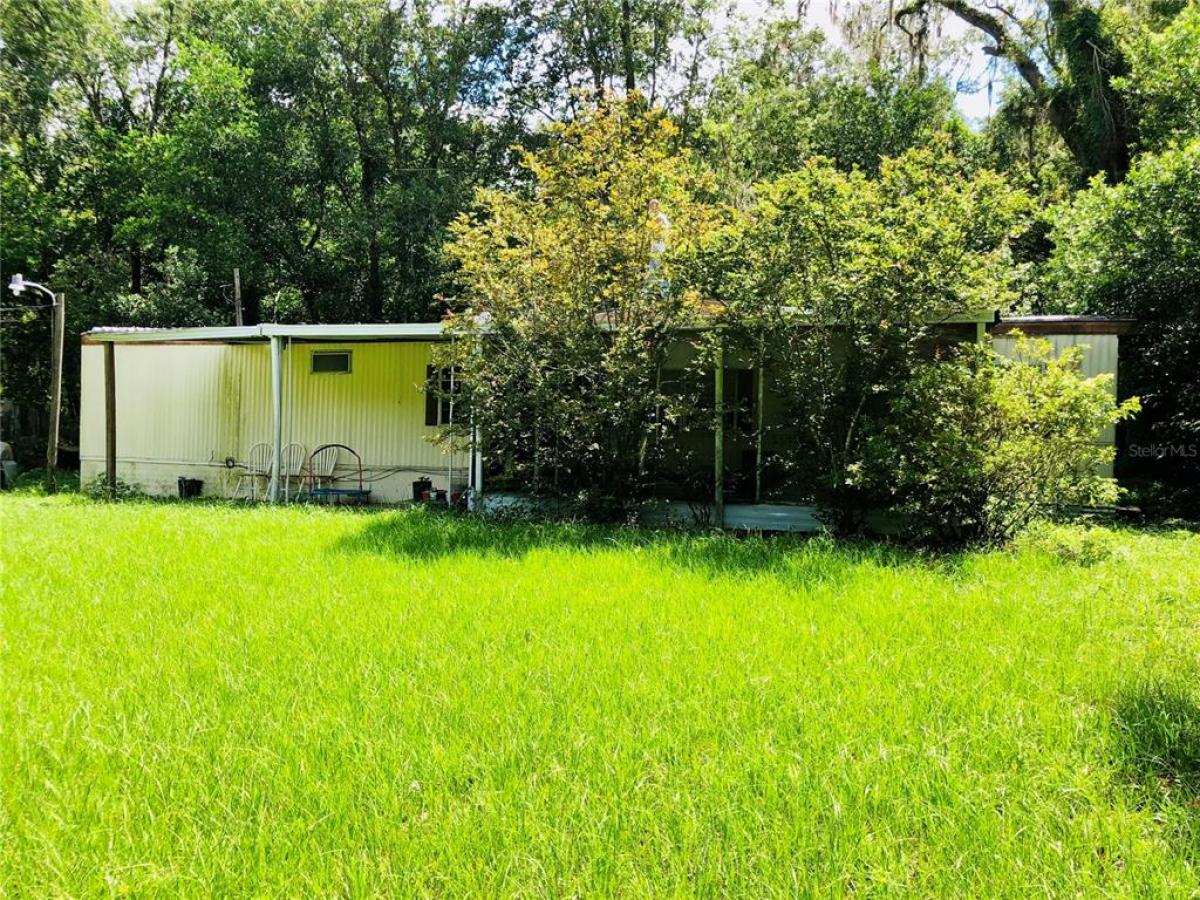 Picture of Mobile Home For Sale in Anthony, Florida, United States