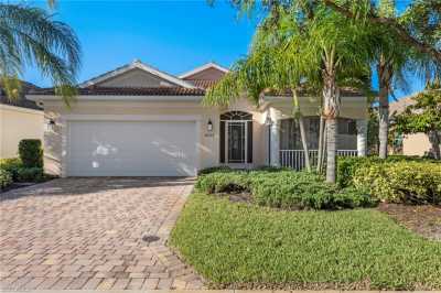 Home For Sale in Bonita Springs, Florida
