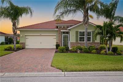 Home For Sale in Alva, Florida