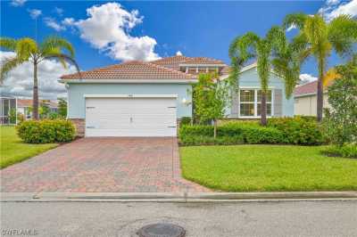 Home For Sale in Alva, Florida