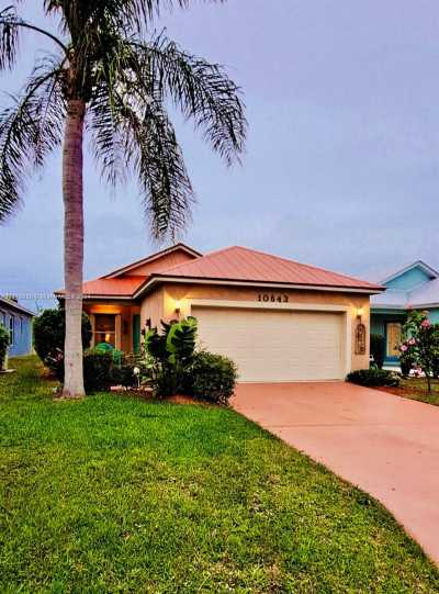 Home For Sale in Hobe Sound, Florida