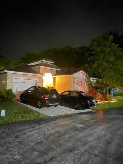 Home For Sale in Miami, Florida