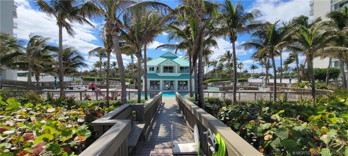 Picture of Home For Sale in Hutchinson Island, Florida, United States