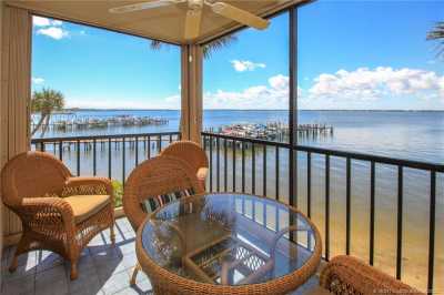 Home For Sale in Stuart, Florida