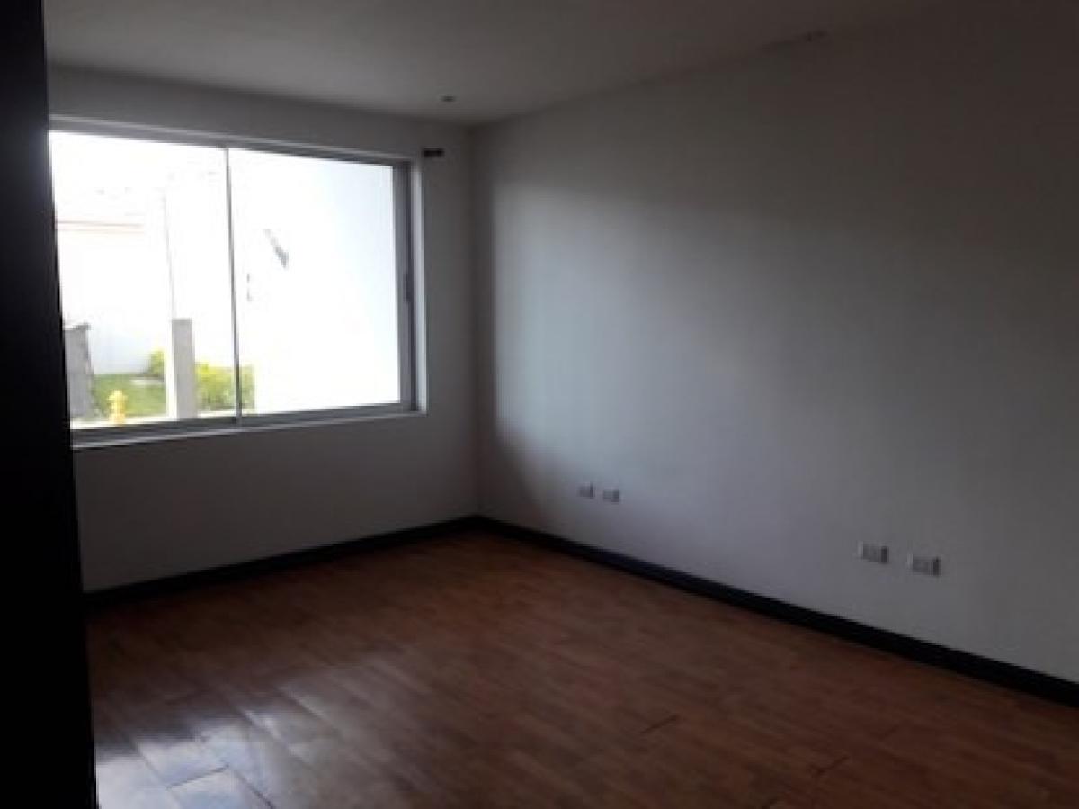 Picture of Condo For Sale in Goicoechea, San Jose, Costa Rica