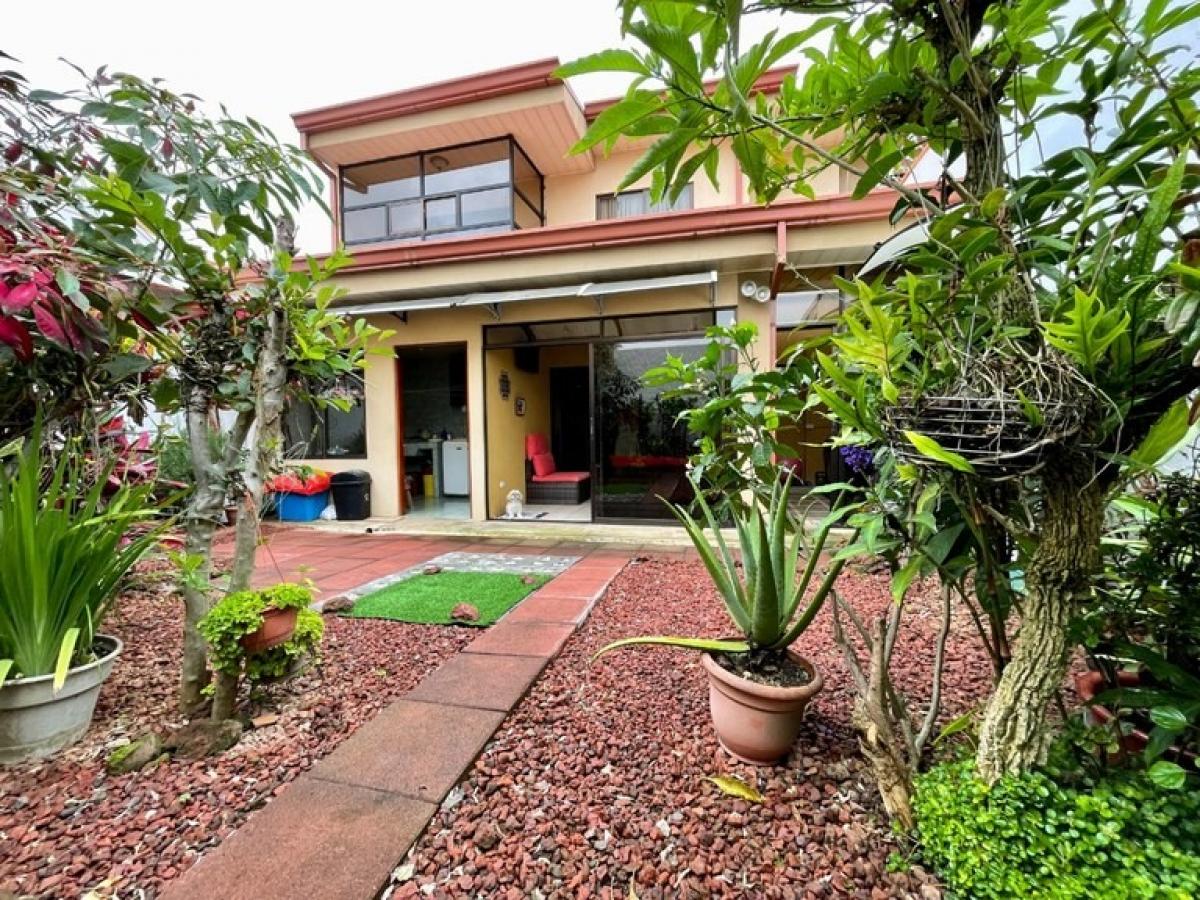 Picture of Home For Sale in Heredia, Heredia, Costa Rica