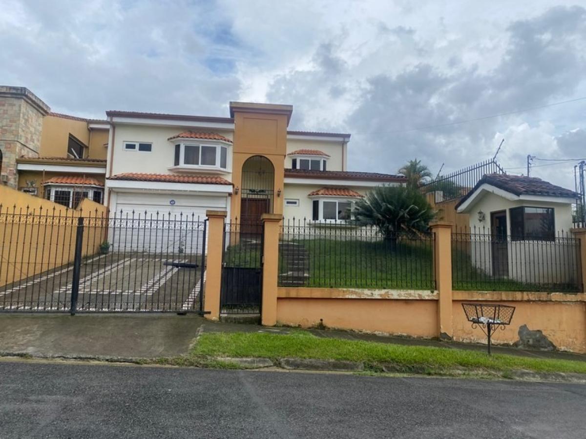 Picture of Home For Sale in Curridabat, San Jose, Costa Rica