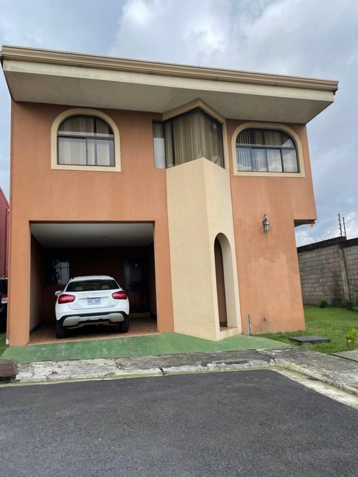 Picture of Home For Sale in Flores, Heredia, Costa Rica