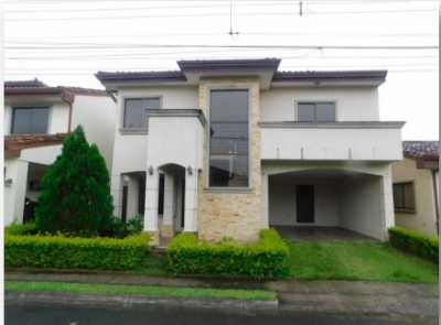 Home For Sale in Cartago, Costa Rica