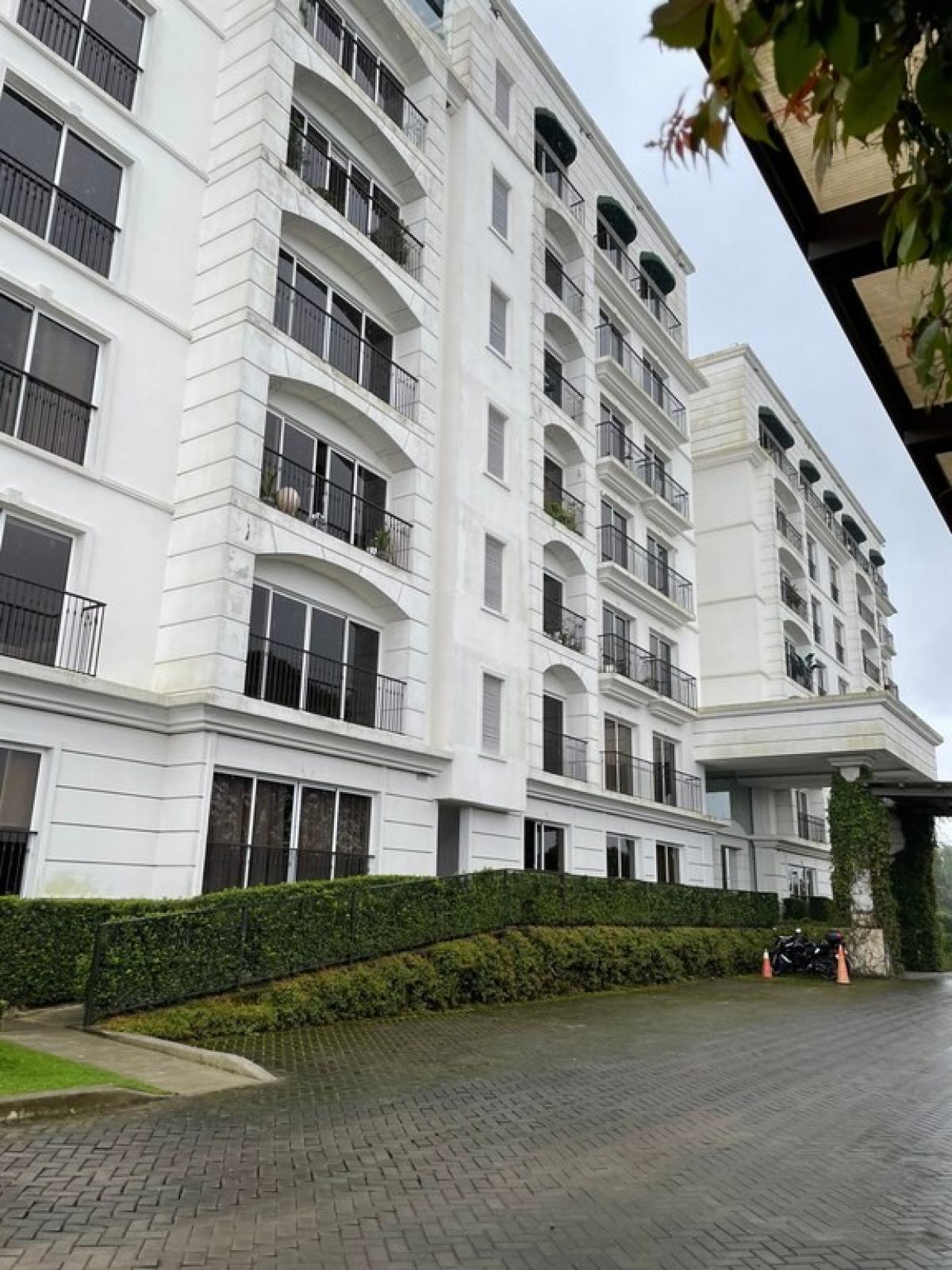 Picture of Condo For Sale in Curridabat, San Jose, Costa Rica