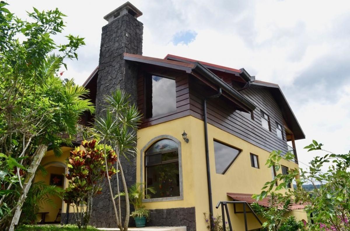 Picture of Home For Sale in Santa Barbara, Heredia, Costa Rica